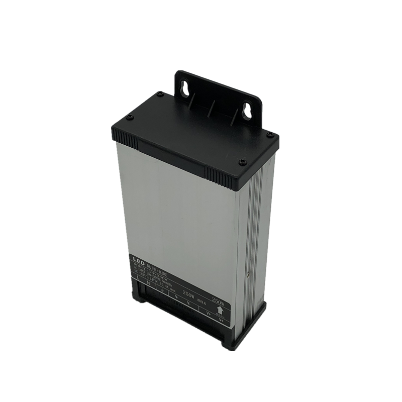 Outdoor Power Vac - 5 12 24 V Volt Power